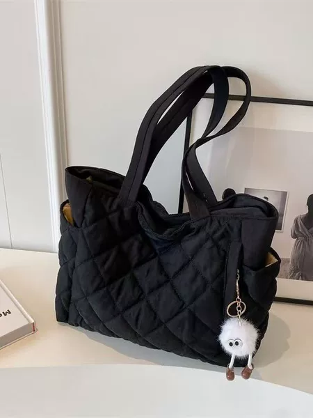 A2025 Autumn/Winter Quilted Cotton Shoulder Bag, Large Capacity Lightweight Tote Bag for Female College Students, Dog Tooth Pattern Bag