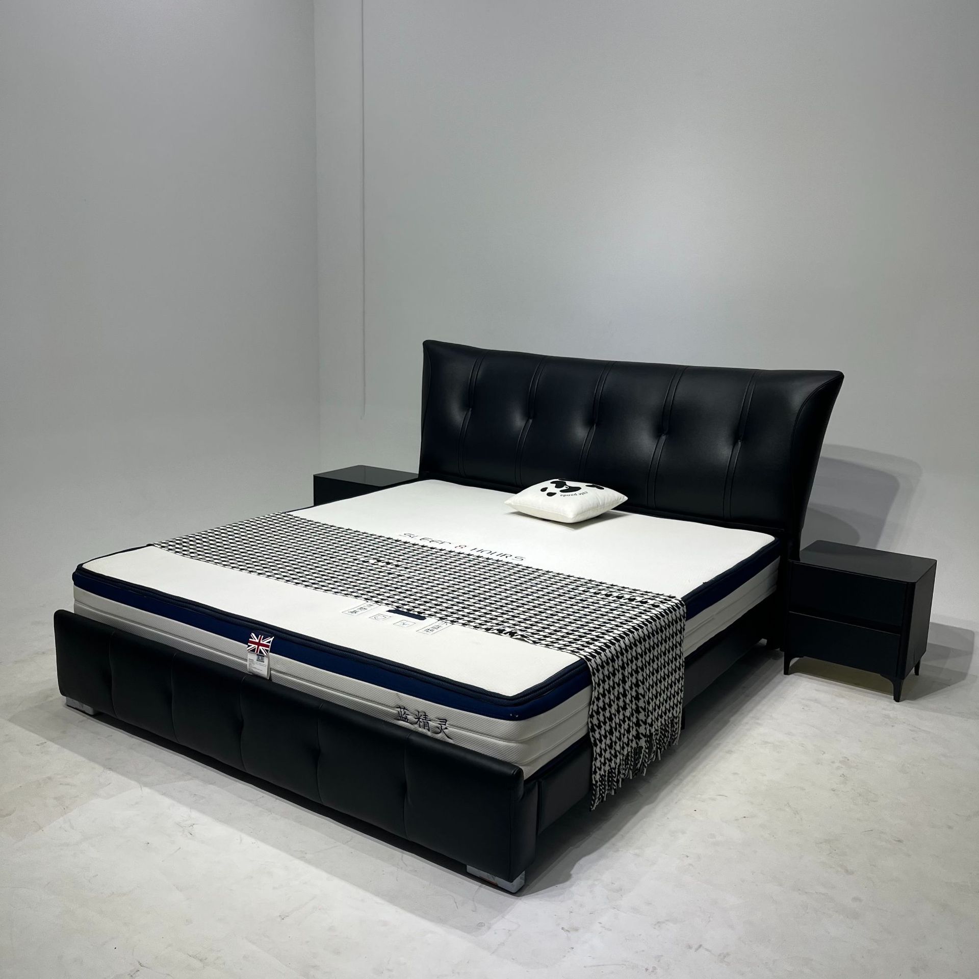 First-Layer Cowhide French Retro Style Brown Sugar Cloud Leather Bed Black Leather Designer Light Luxury Suspended Bed