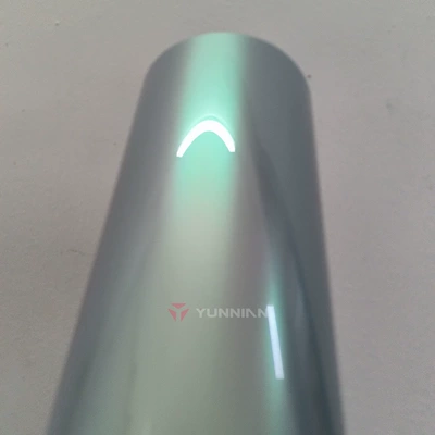 PET Tech Silver Blue Green Orange: Auto Color Change Film - pet-tech-silver-green-glossy-15216m