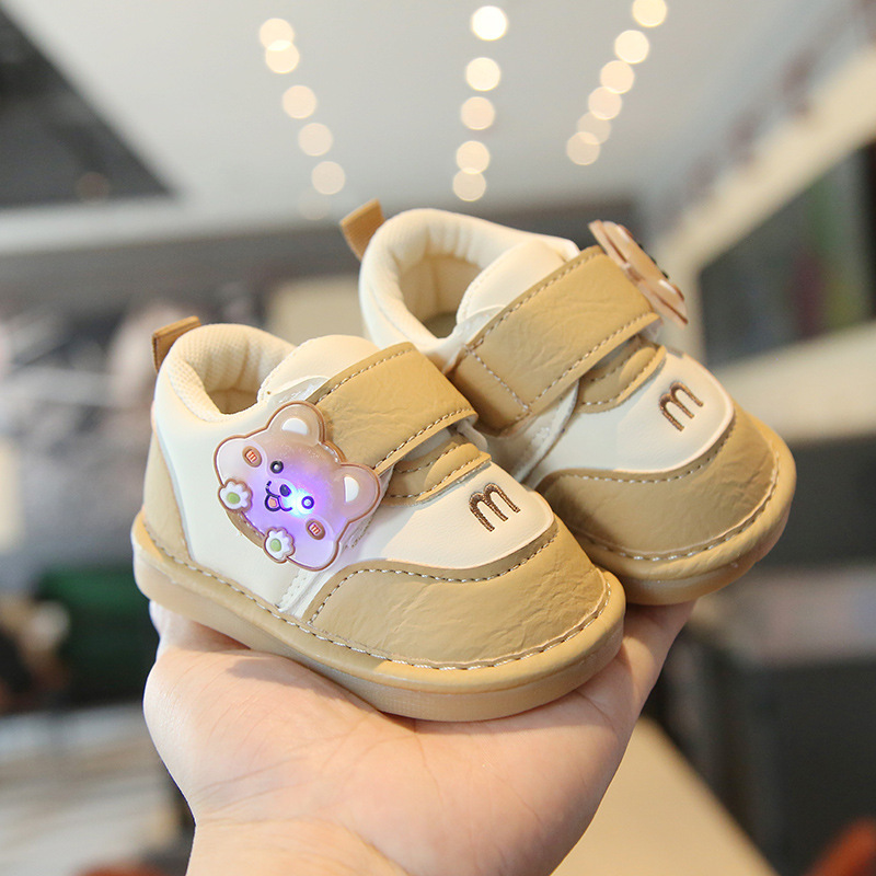 Spring and Autumn Baby Walking Shoes, Infant Soft Sole Shoes, Children's Squeaky Shoes, Boys' and Girls' Light-Up Shoes for 0-1-2 Years Old