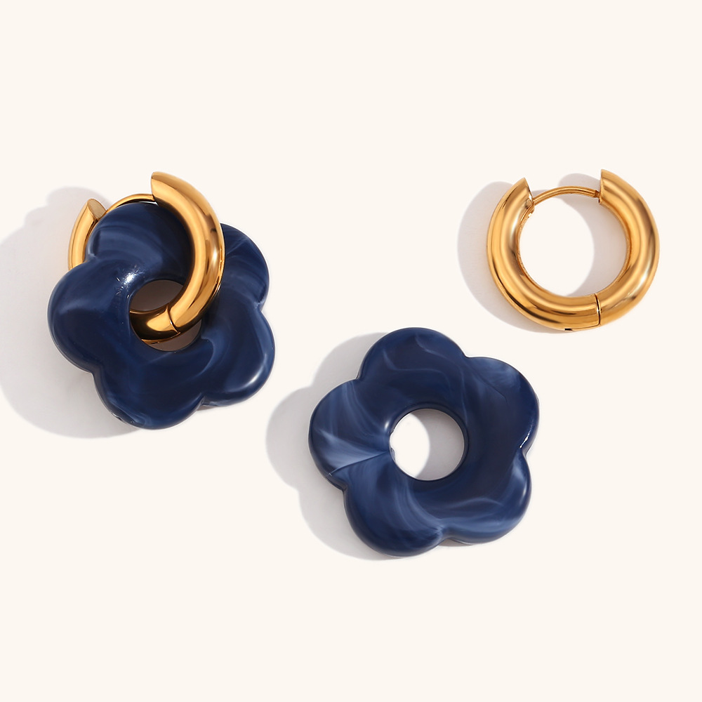16g Weight 0.03µm-0.05µm Gold Plating Thickness PVD Coated Gold Plating Process 304 Stainless Steel Ear Needle Material 18K Real Gold Plated Plating Material Stone-Free Inlay Material Drop Earrings Classification 18K Gold Plating Color 1 Pair Quantity Holiday, Daily Occasion 304 Stainless Steel Material Flower Pattern Women's Gender Vacation Style Waterproof Non Tarnish, Plating Craft PVD Coated Real Gold Plated 18K Gold Flower Stainless Steel Vacation Waterproof Non Tarnish Drop Earrings 4