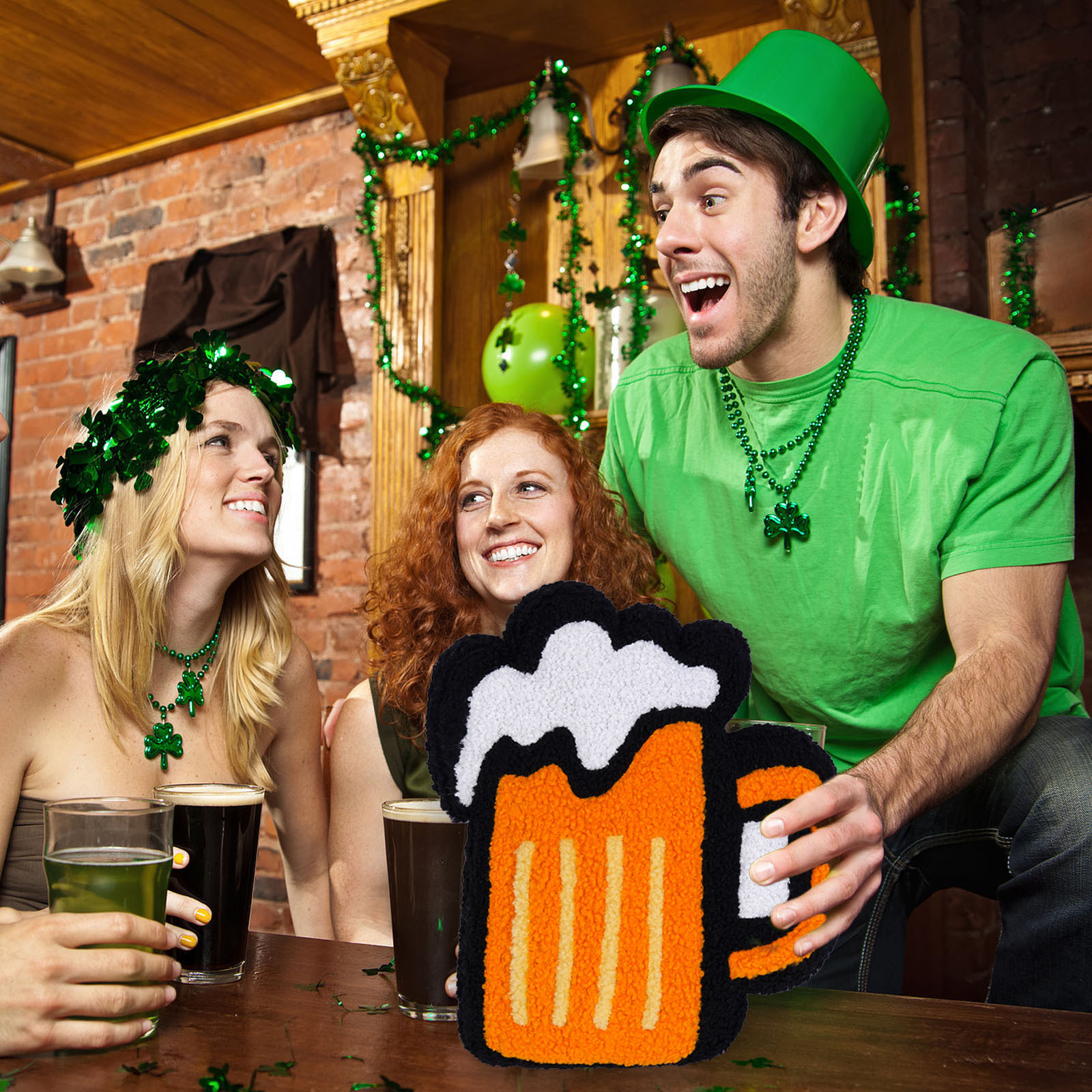 Transfronterizos irlandeses Día Patricio cerveza almohada creativa decoraciones festivas muebles cojines sofá adornos