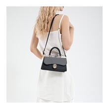 �n��ײɫ����μ�С�����߼������r�аٴ�б����͹ź��s�����