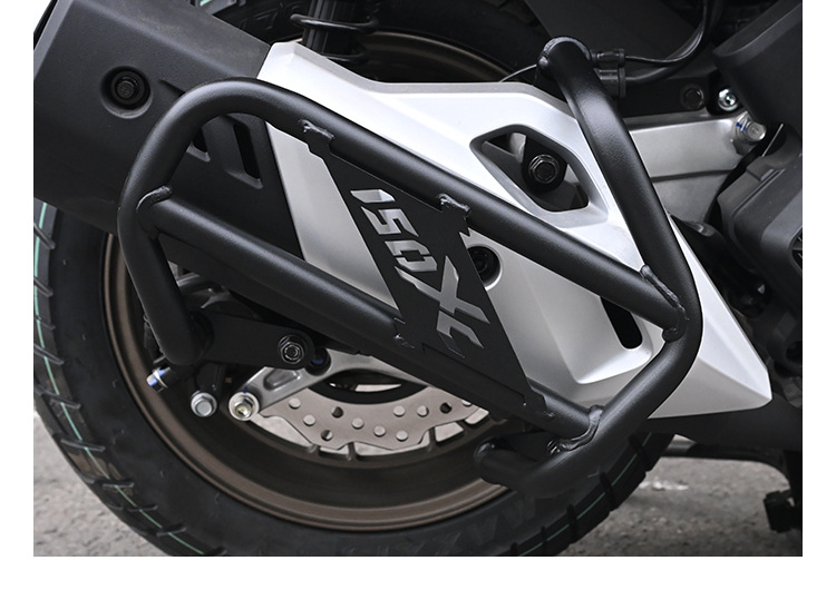 Suitable for the modification of the front and rear exhaust pipe bumpers, rear rack, and windshield of the Sundiro Honda NS150XC