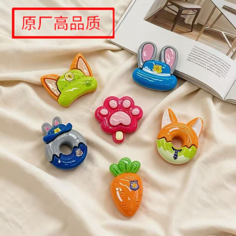 New Cute Crazy Little Animal Bunny Police Hat Rabbit Officer DIY Resin Accessories Small Cream