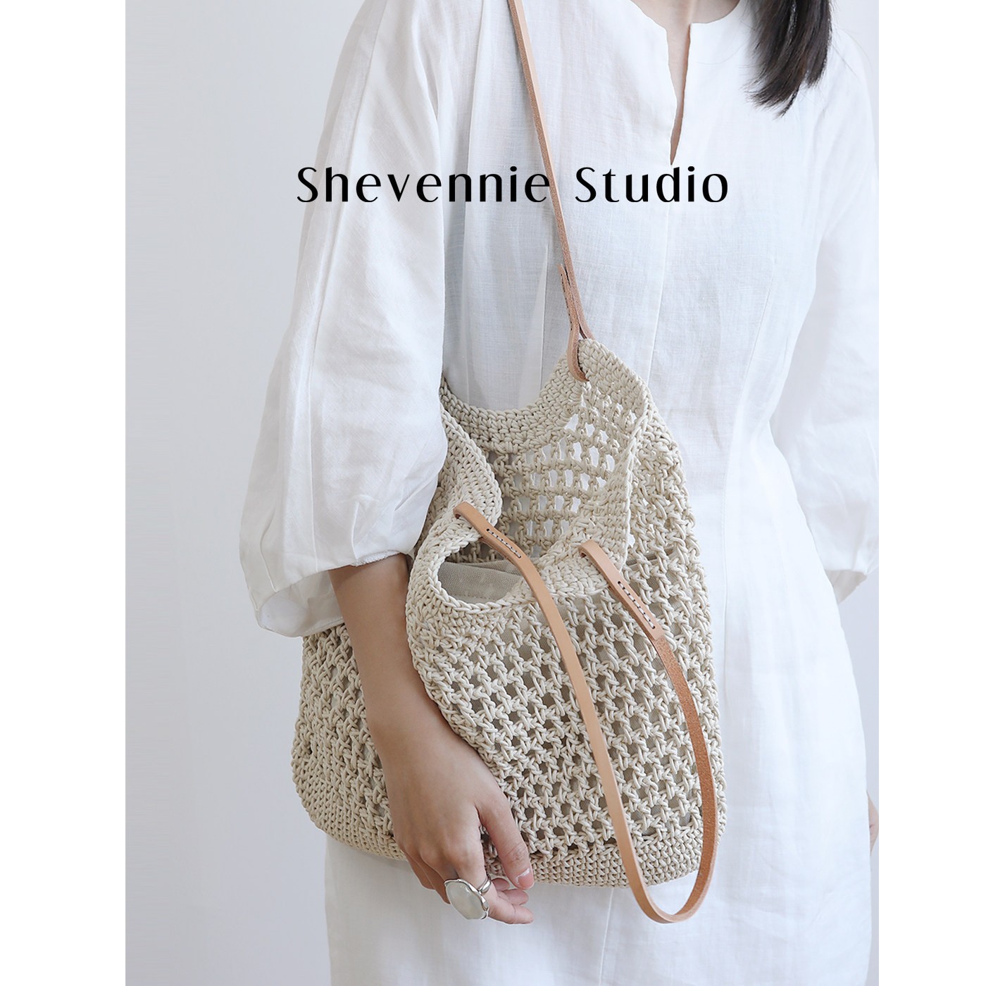 Xueyunni Genuine Leather Hand-Woven Wax Thread Hollow-Out Tote Bag For Women, Large Capacity Vacation Beach Bag - Thumbnail 3