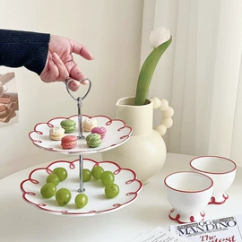 咖啡杯;盘;陶瓷杯