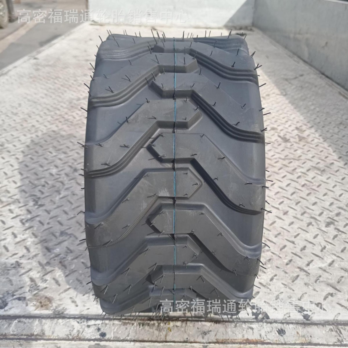 全新18*8.50-8NHS割草机耐磨人字花纹真空轮胎18*8.5-8农机具轮胎