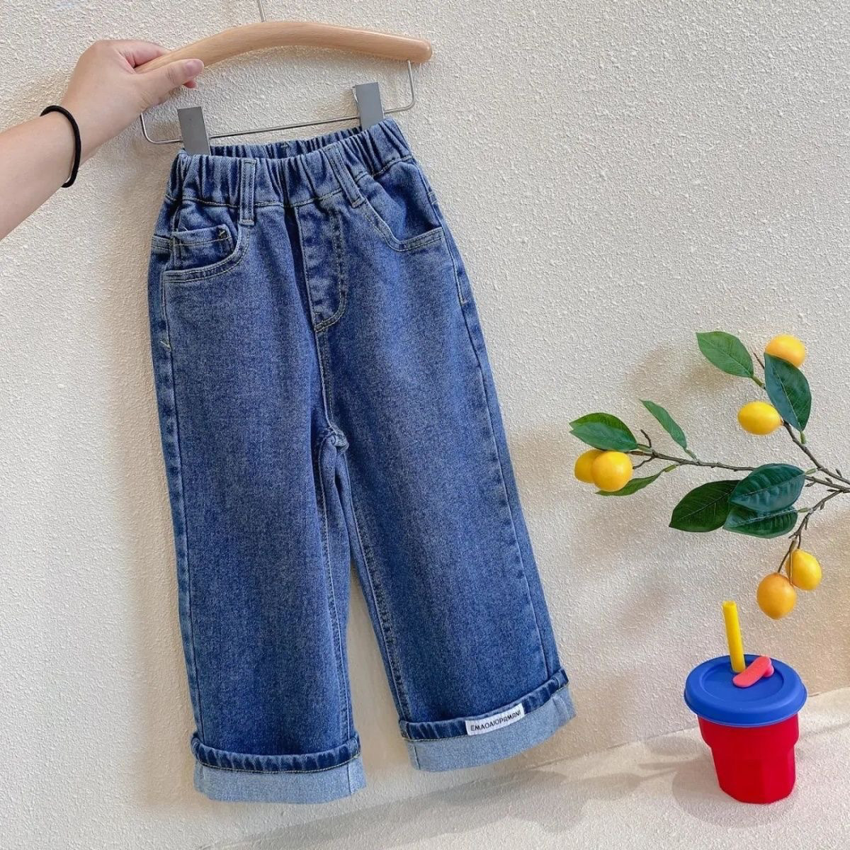 Nueva ropa de otoño coreana para niños, niños, niñas, niños, jeans, pantalones de primavera y otoño, pantalones largos de estilo exterior