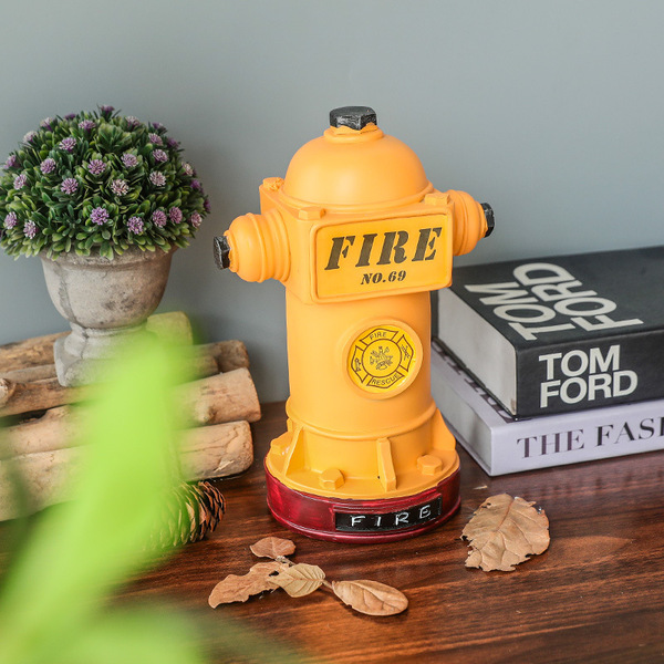 European -style retro fire hydrant home deposit money can creative…