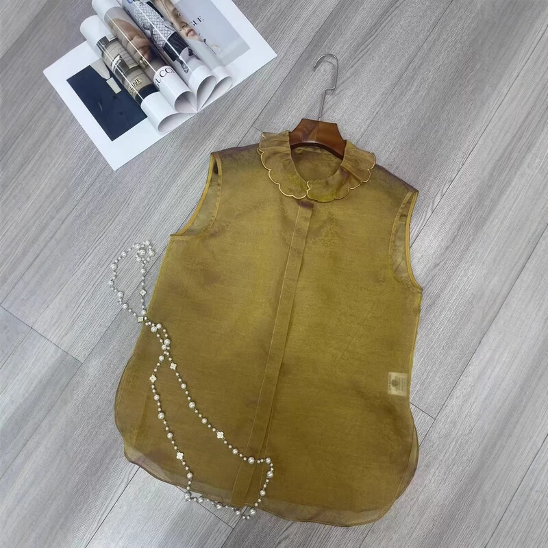 2026 Lace Collar Silk Organza Top with Lace Design at the Neckline, Youthful and Playful Layered Tank Top Blouse 2026 Lace Collar Silk Organza Top with Lace Design at the Neckline, Youthful and Playful Layered Tank Top Blouse