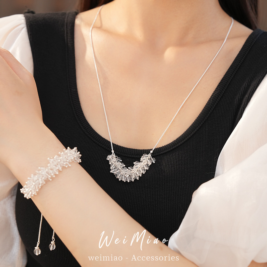 Collar de cuentas de vidrio frío temperamento de moda suéter cadena de lujo ligero conjunto de joyería al por mayor