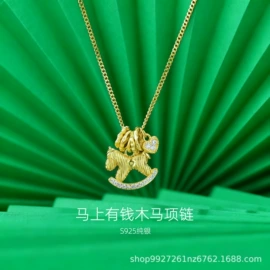 耳线;项链;耳钉