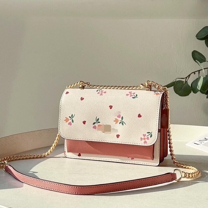 High-quality Cross-border Bag Genuine Leather Cowhide Women's Bag Tail Single Crossbody Shoulder Bag Portable Printed Organ Bag Foreign trade original order High-quality Cross-border Bag Genuine Leather Cowhide Women's Bag Tail Single Crossbody Shoulder Bag Portable Printed Organ Bag Foreign trade original order