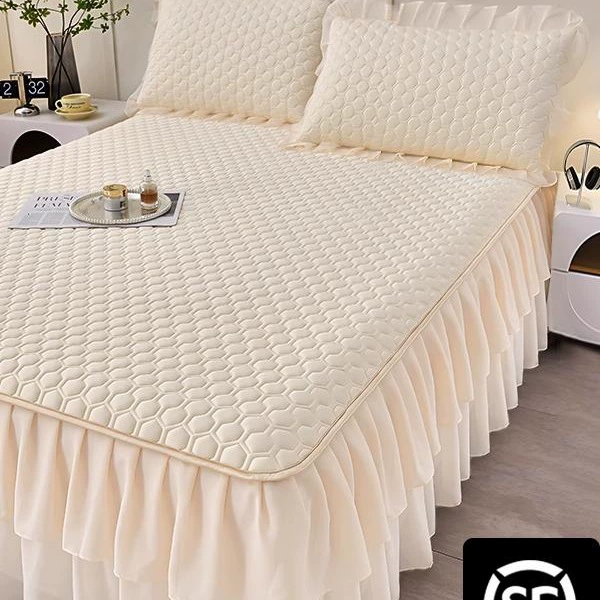 2025 новый летний домашний утолщенный латексный коврик, комплект из трех предметов, летний, машинная стирка, стиль юбки для кровати, мягкий коврик из ледяного шелка