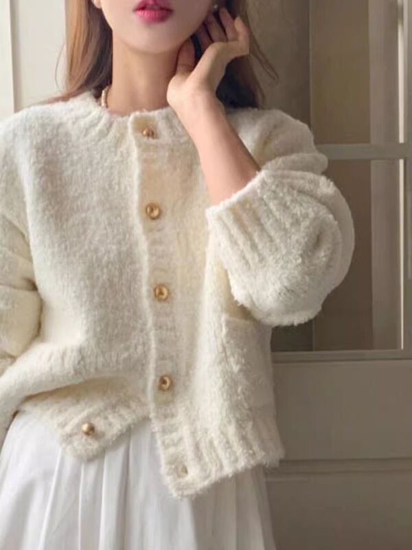 High-End Raccoon Velvet Cream Sweater 2024 Early Autumn New Korean Style Elegant Age-Reducing Small Fragrance Knitted Cardigan