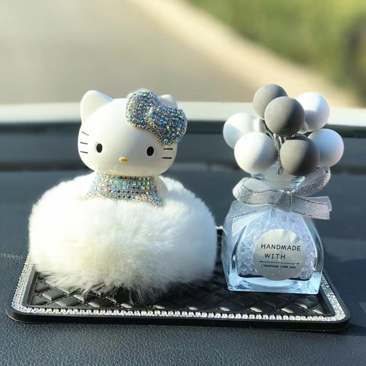 Artículo creativo de la chica del mar adornos de automóviles perfume encantador ángel perfume de automóvil perla base de diamante perfumado perdurable
