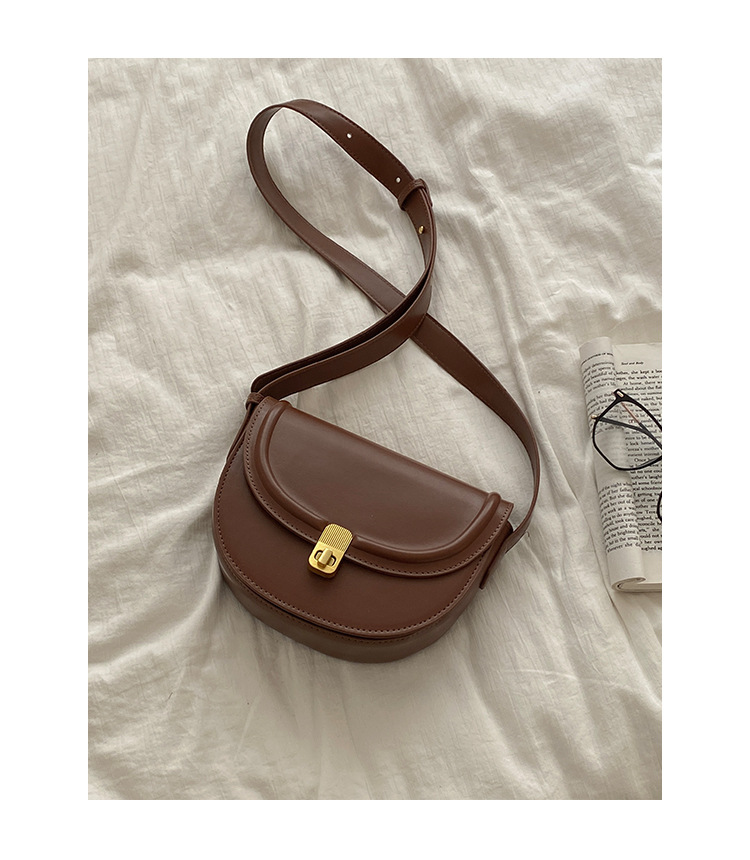 Retro Saddle Crossbody Bag For Women Textured Shoulder Handbag_voghion.com