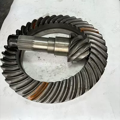 Transmission gear and shaft export QT398/FS400 rear axle basin