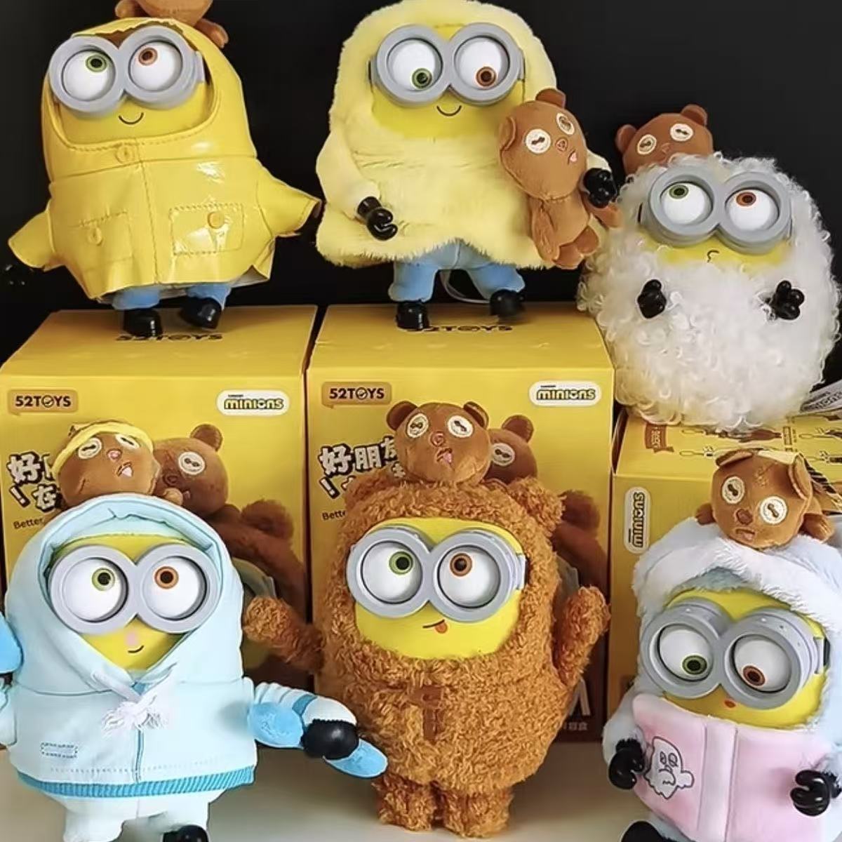 Minions Friends Together Series vinil plyus kalit zanjirlari, ko'r qutilar, zamonaviy o'yinchoqlar, haykalchalar va bezaklar - ulgurji savdoda mavjud