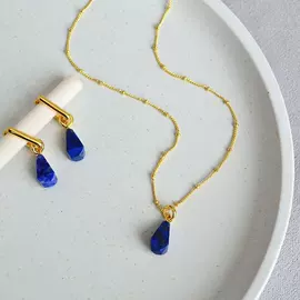 项链;耳钉;耳环