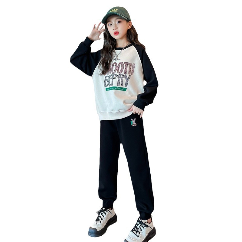 Traje de suéter de otoño para niñas 2024 nuevo estilo para niños, estilo occidental y moda, traje de dos piezas de deportes de ocio de celebridades de Internet para niños grandes