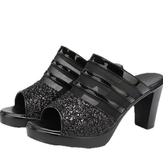 2026 primavera y verano nuevo tamaño de moda casual grueso piso impermeable zapatillas de pez de moda zapatillas de mujer image 5
