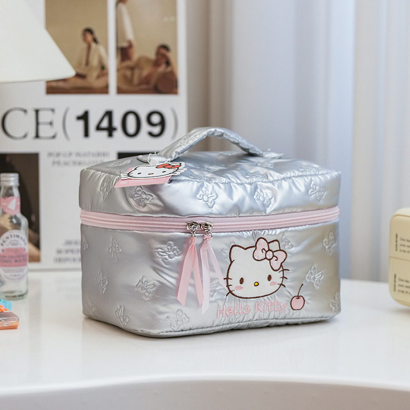 New Hello Kitty Embroidered Portable Cosmetic Bag, Portable Large-Capacity High-Value Travel Cosmetics Bag, Toiletry Bag