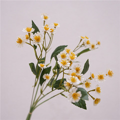 Chamomile bunch of artificial flowers, fresh home decor floral arrangement, wedding bouquet artificial flowers, photography props, silk flowers