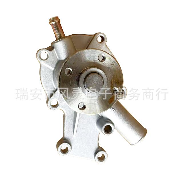 15881-73030 19883-73030 15881-73030-A Csu80-0079 Water Pump Suitable for D722