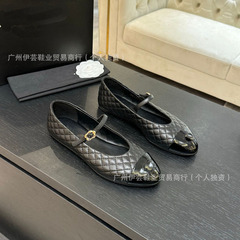 Haute Couture 25 新しいスタイルの女性用メリージェーンシューズ、フラットソール、カラーブロックチェック柄、ファッショナブルで多用途な英国バレエシューズ
