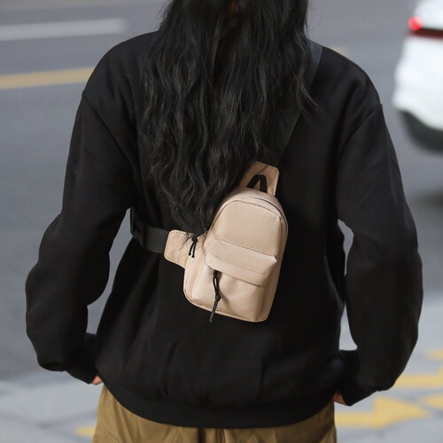 Workwear functional dark arcade bag, inspired by Instagram, Japanese style, unisex crossbody bag, couple bag, Harajuku, nylon, minimalist, Rayying, trendy, small shoulder bag