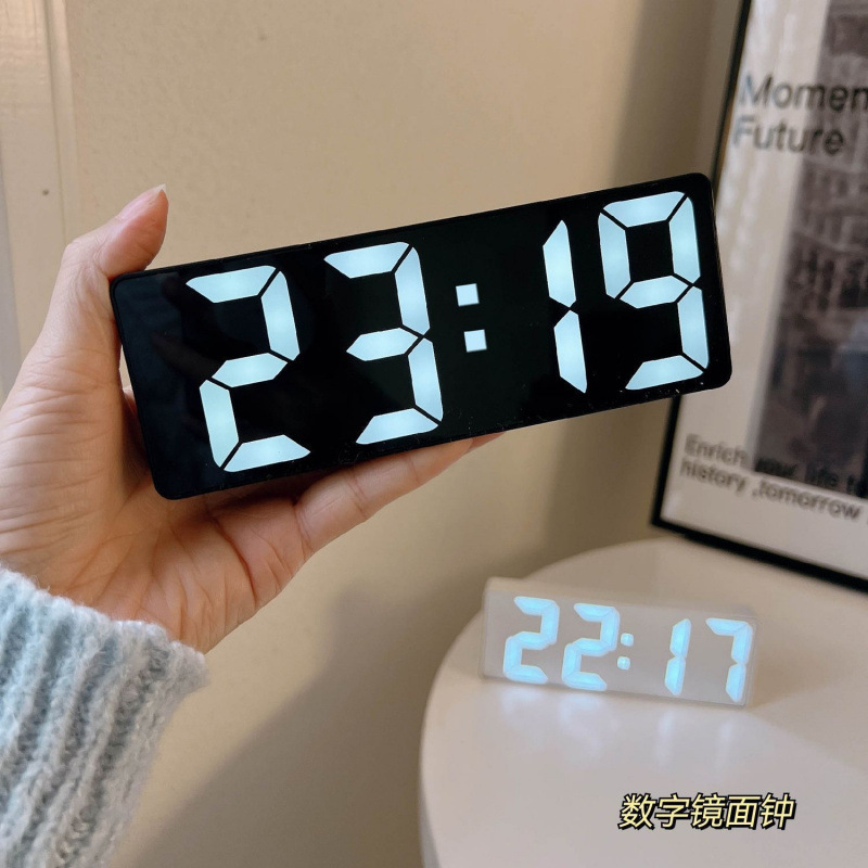 発光ミラー時計インデスクトップ時計タイムテーブル卓上装飾品 LED デジタルディスプレイ電子目覚まし時計|undefined