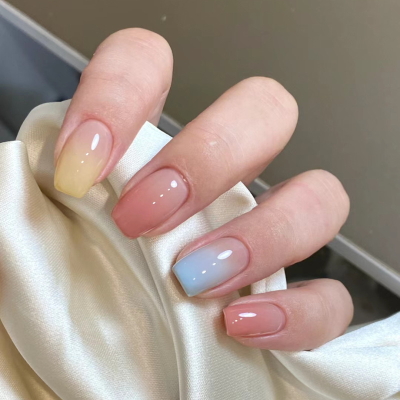 WM-235 macaroon color fake nails mini pink blue blooming cute white 24 pieces wearing nail tablets wholesale WM-235 macaroon color fake nails mini pink blue blooming cute white 24 pieces wearing nail tablets wholesale