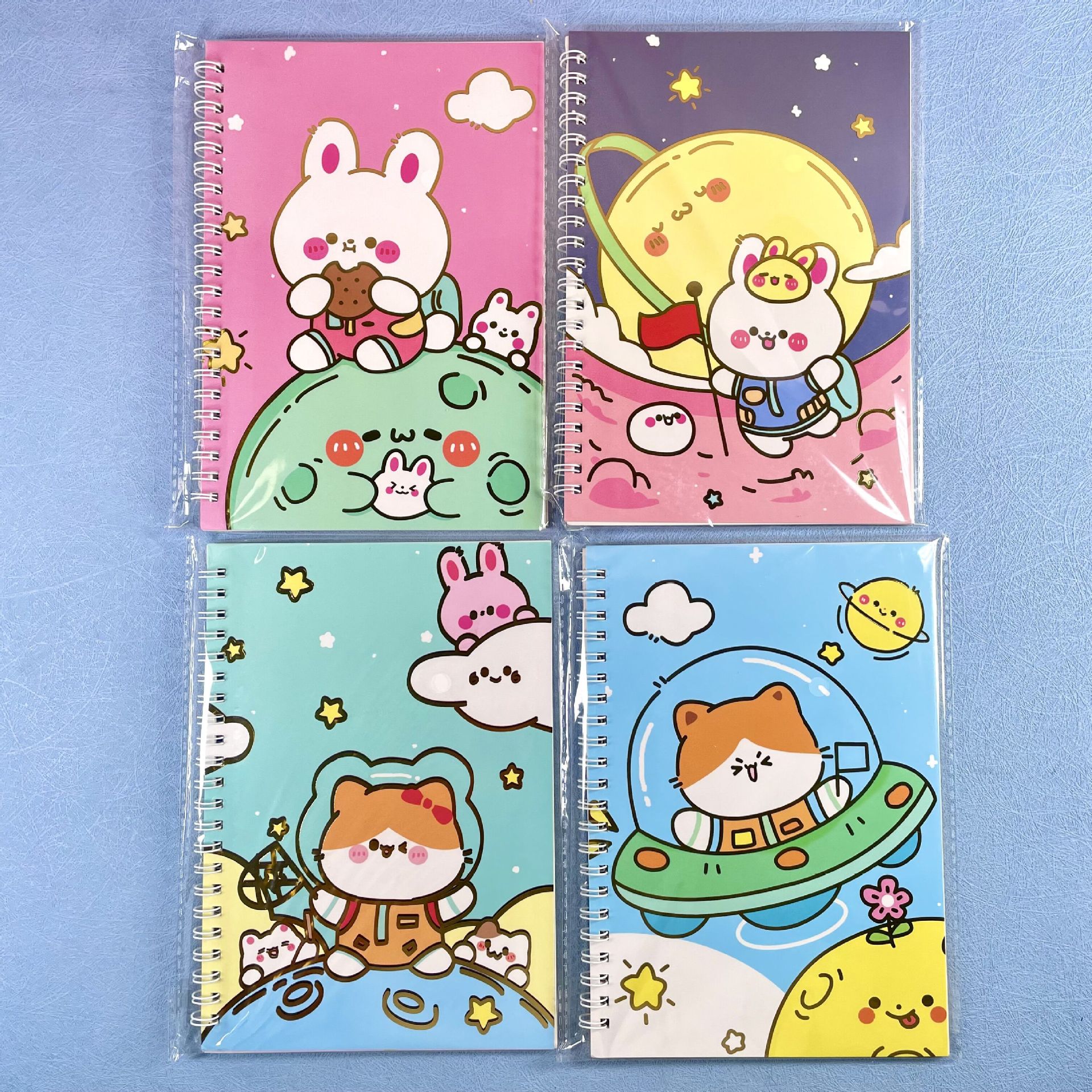 Espacio perro conejo cuaderno A5 bobina libro de dibujos animados Libreta de buena calidad ejercicio libro nuevo libro de una sola línea al por mayor