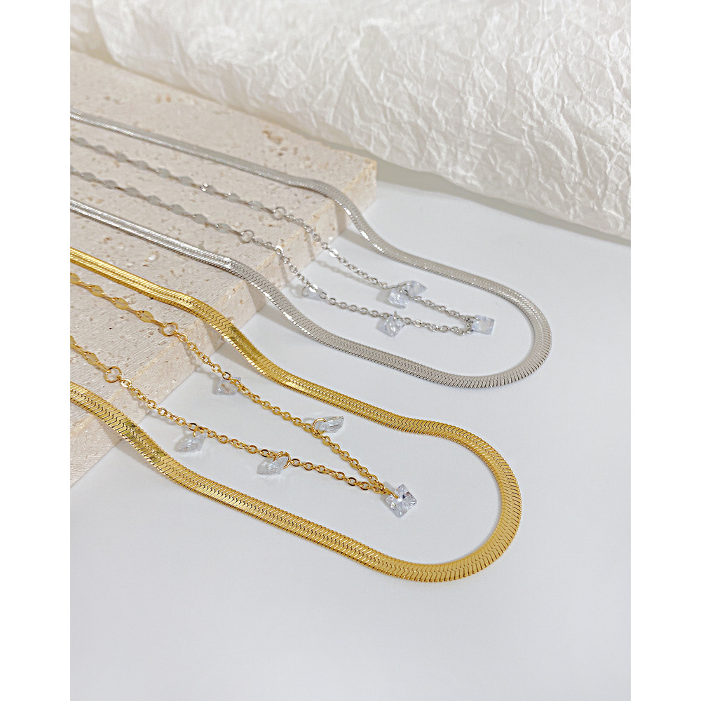 Fashion Solid Color Stainless Steel Layered Necklaces Plating Stainless Steel Necklaces