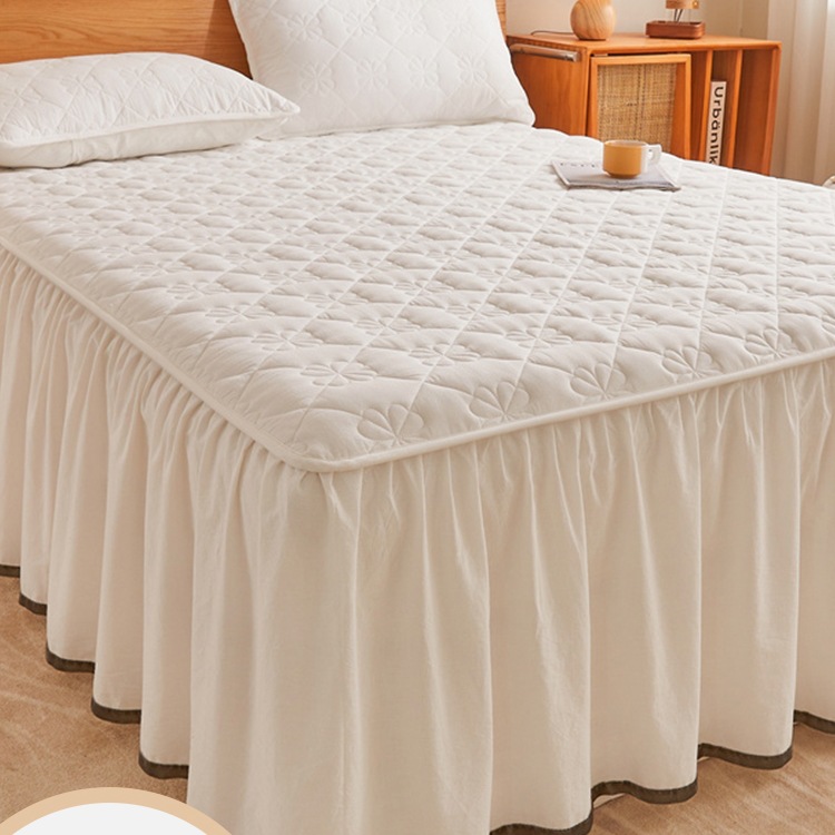 Thickened Quilted Fitted Bed Skirt Single Piece Bed Sheet with Skirt Edge Anti-Dirt Bed Cover for All Seasons Aω