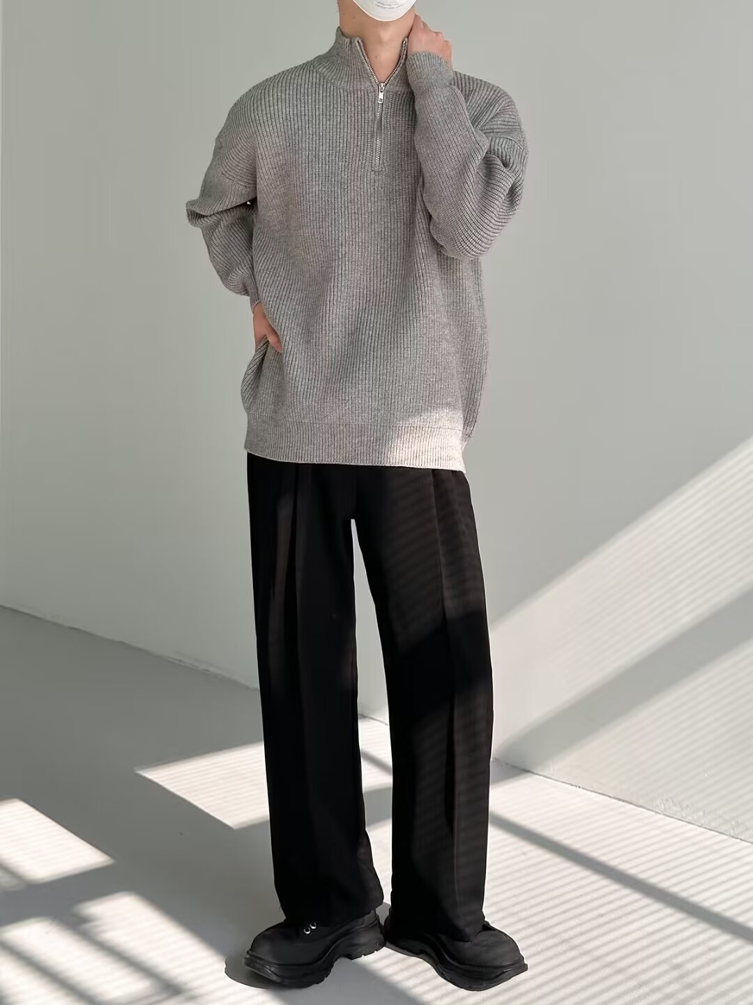 Suéter masculino de malha com meio zíper – Pulôver estiloso com tecido respirável e resistente a manchas (cinza/preto/azul/cáqui, tamanhos M-3XL)_voghion.com