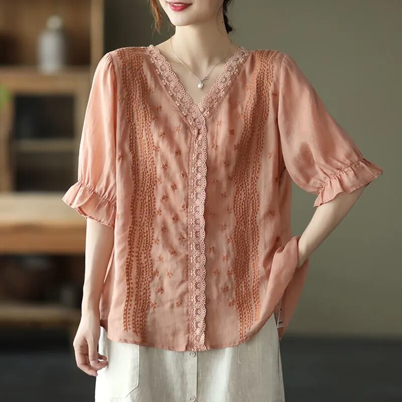 Artistic Retro Lace Stitching Cotton and Linen Top Summer New Style Collar Elegant Pullover Stylish Age-reducing Large Size Shirt