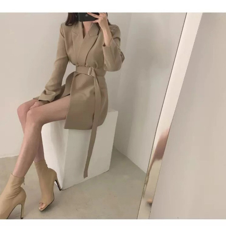 2026 Spring and Autumn New Style Adjustable Belt Suit for Women, Designer Niche High-End Casual Long-Sleeve Blazer Top