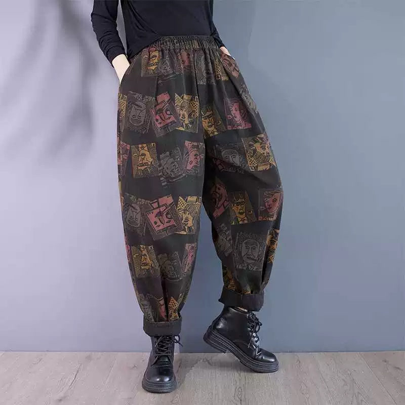 Autumn retro jeans, fitted trousers, flashlight, oversize