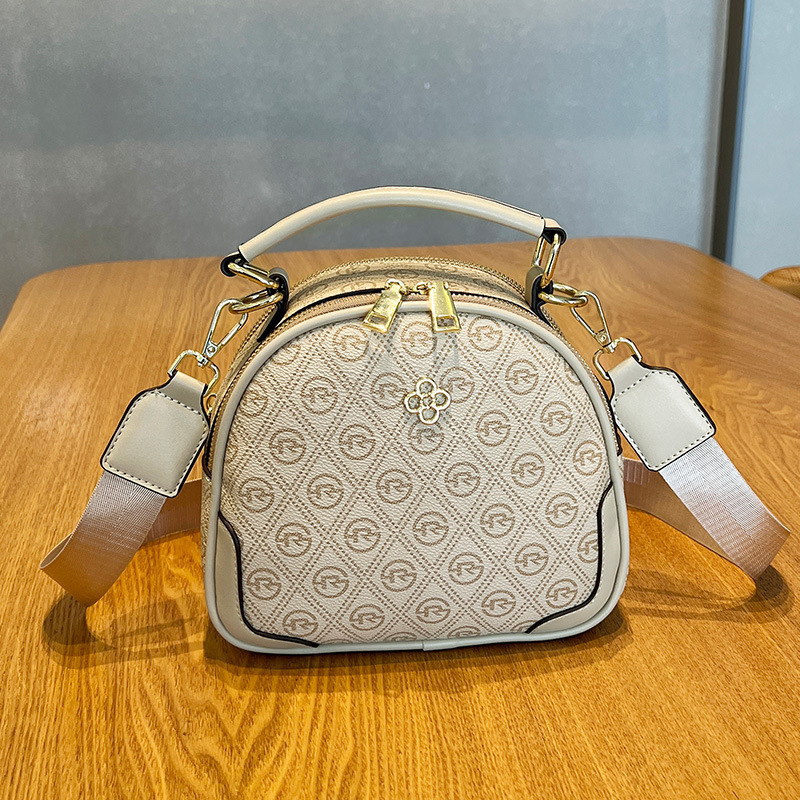 2023 New Hot Selling Women's Bag Trendy and Fashionable One Shoulder Crossbody Bag Versatile Small Round Bag Light Luxury Bag_voghion.com