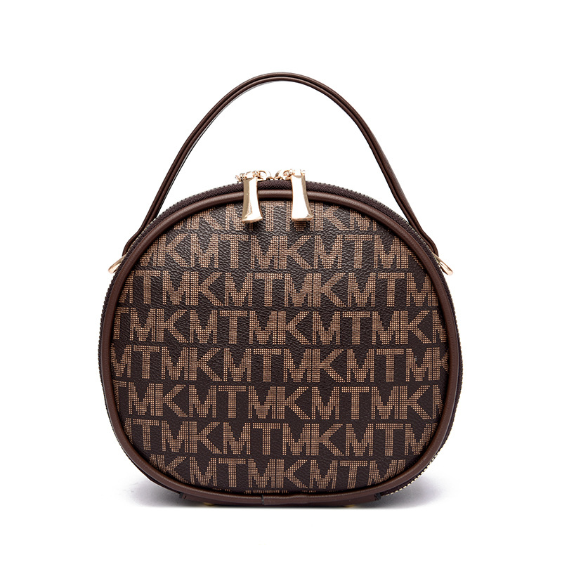 La nueva bolsa redonda impresa a mano de primavera 2023 tiene una piel suave de 98.501 hombros.