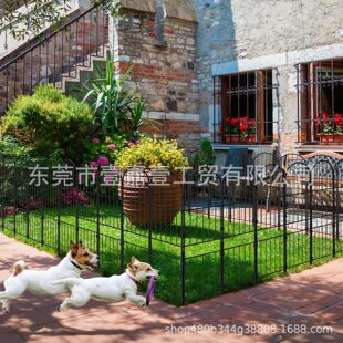Wrought Iron Arched Flower Bed Fence Double-Layer Simple Garden Fence Corgi Dog Isolation Fence Vegetable Garden Splicing Pipe Fence