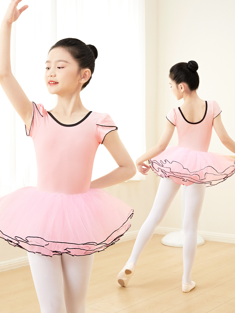 Ropa de baile para niñas verano nuevo 2024 vestido de estilo occidental vestido de princesa coreana falda de manga corta de hilo mullido