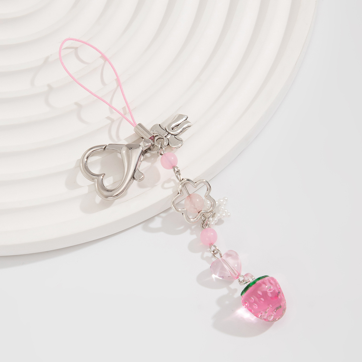 12g Weight Bag Pendant, Keychain Classification 1 Piece Quantity Daily Occasion Alloy Material Fruit, Strawberry Pattern Women's Gender Cute, Pastoral Style Cute Pastoral Fruit Strawberry Arylic Alloy Women's Bag Pendant Keychain 12