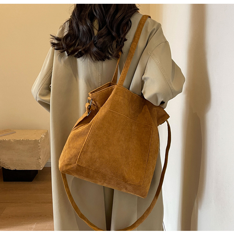 New Korean-style simple large-capacity handbag, casual corduroy single-shoulder bag, versatile travel light crossbody bag wholesale undefined