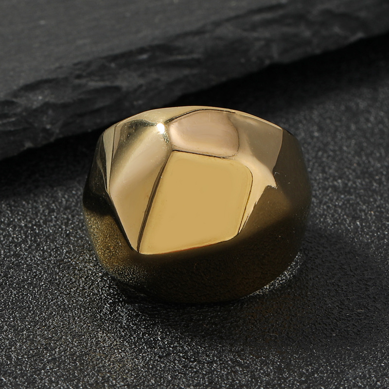 Joyas de acero de titanio fundido de moda transfronteriza personalidad simple corte brillante multifacético anillo de acero inoxidable joyas de hombre image 4