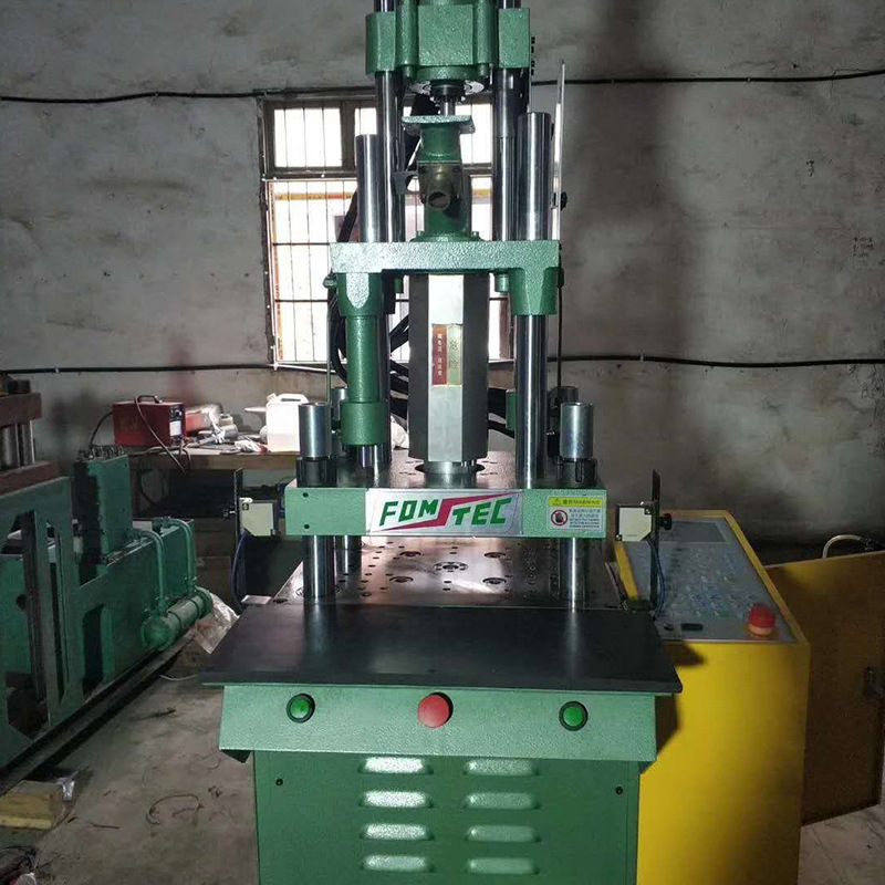 丰铁200标准立式注塑机DC线材包胶成型注塑级塑料加工设备