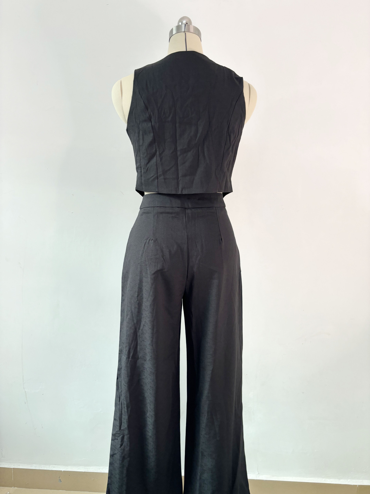 420g Weight Sleeveless Sleeve Length Spandex, Polyester Fabric Type Pant Co-ord Set Sets Type 2 Pieces Set Quantity Daily Occasion U Neck Neckline Regular Fit Fit Type Solid Color Pattern Summer Season Women's Gender Button Design Streetwear Style Daily Women's Streetwear Solid Color Spandex Polyester Button Pant Co-ord Set Pants Sets 8